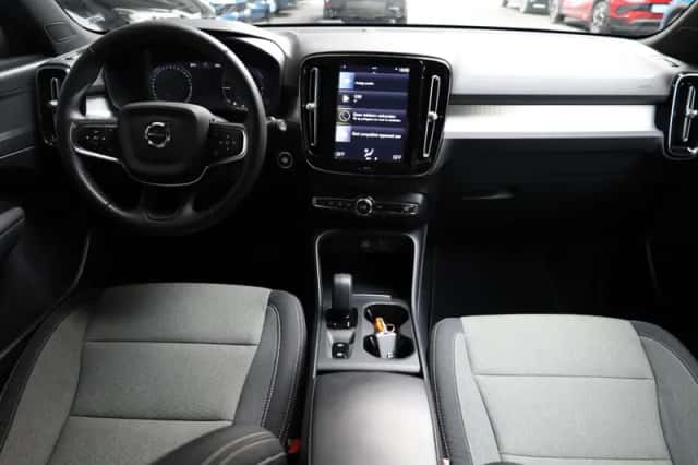 Volvo XC40 (2022) thumbnail 6