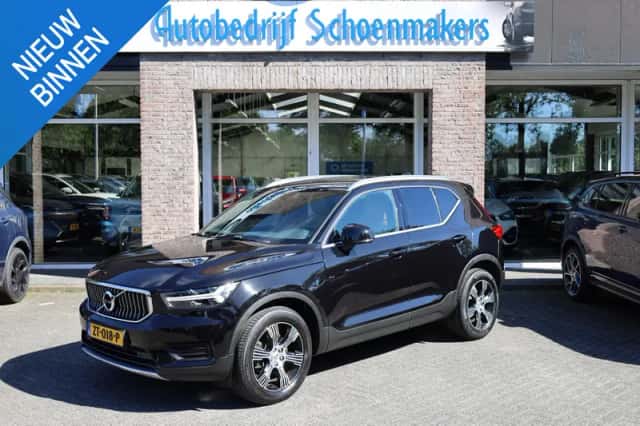 Volvo XC40 (2019) thumbnail 1