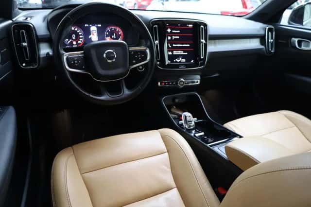 Volvo XC40 (2019) thumbnail 6