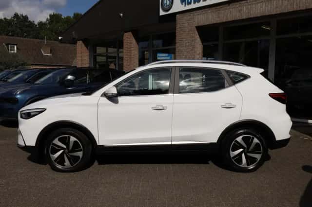MG ZS EV (2022) thumbnail 3