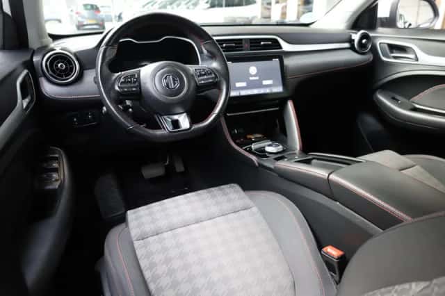 MG ZS EV (2022) thumbnail 6