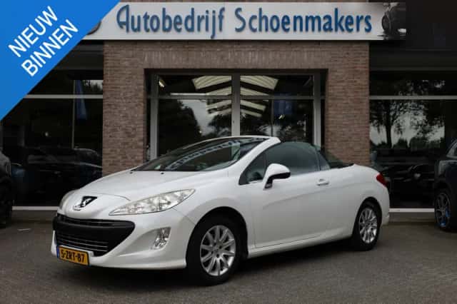 Peugeot 308 (2010) thumbnail 1