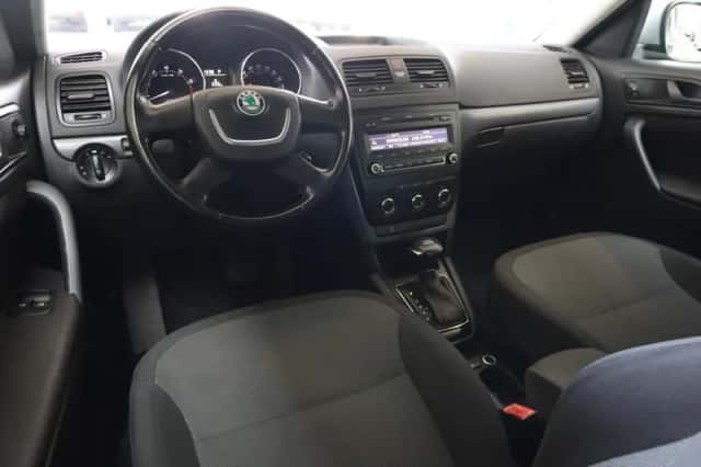 Škoda Yeti (2011) thumbnail 5