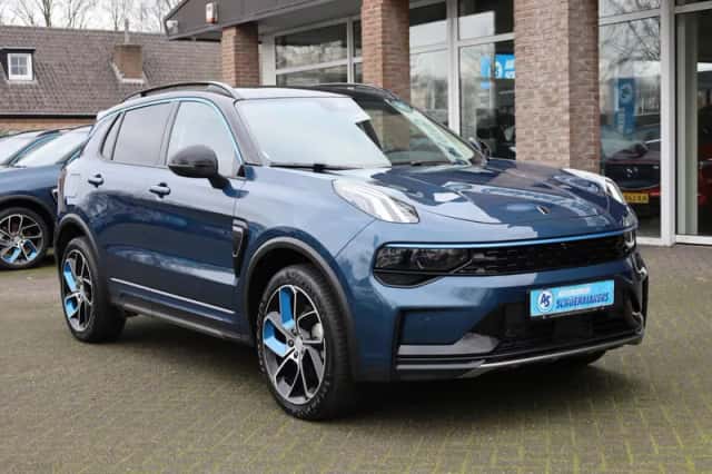 Lynk & Co 01 (2023) thumbnail 3