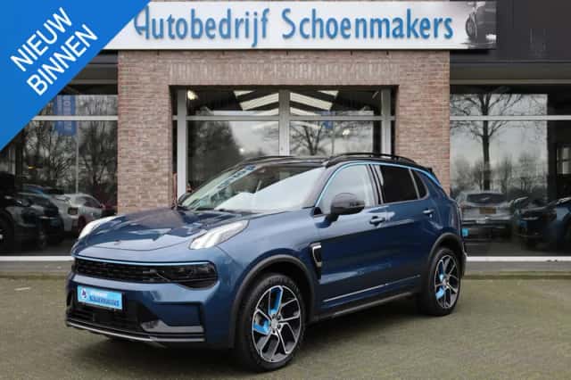 Lynk & Co 01 (2023) thumbnail 1