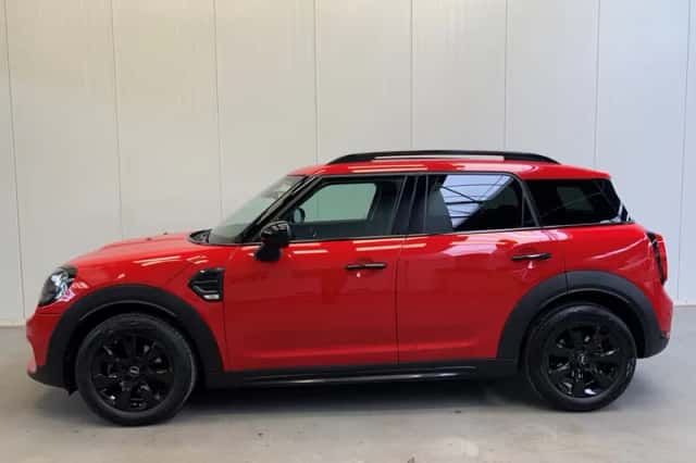 MINI Countryman (2018) thumbnail 3