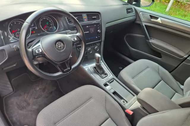 Volkswagen Golf (2018) thumbnail 6
