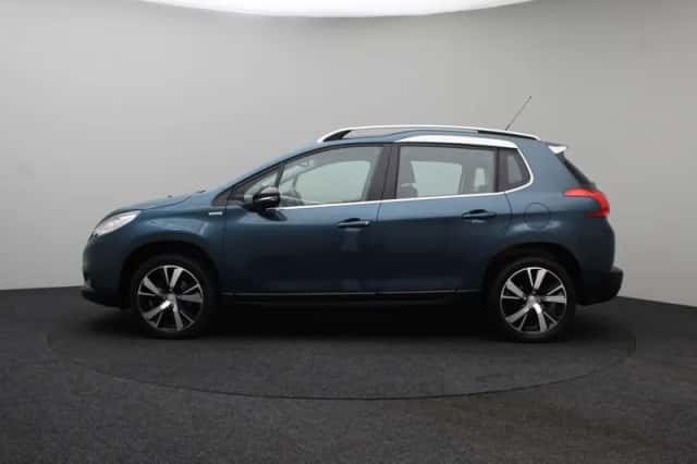 Peugeot 2008 (2015) thumbnail 6