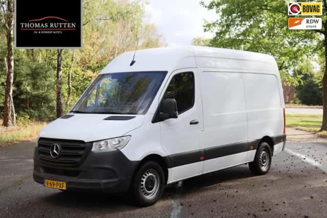 Mercedes-Benz Sprinter (2021) thumbnail 1
