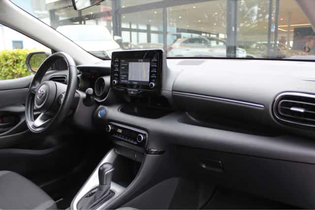 Toyota Yaris (2020) thumbnail 6