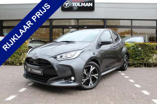 Toyota Yaris (2024) thumbnail 1