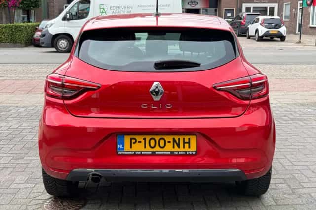 Renault Clio (2022) thumbnail 4