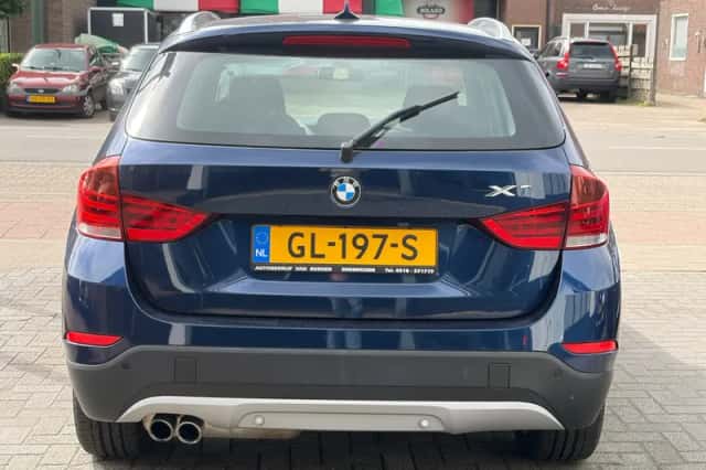 BMW X1 (2015) thumbnail 4