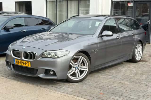 BMW 5-Serie (2016) thumbnail 1