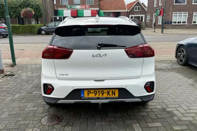 Kia Niro (2022) thumbnail 6