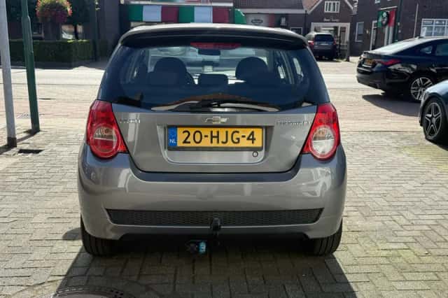 Chevrolet Aveo (2009) thumbnail 6