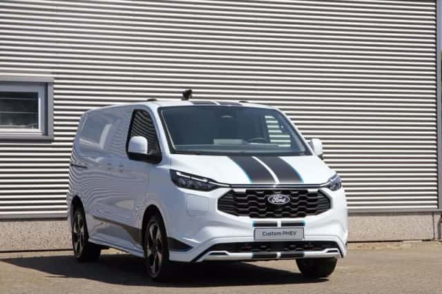 Ford Transit (2026) thumbnail 4