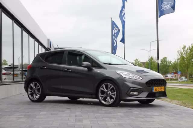 Ford Fiesta (2018) thumbnail 3