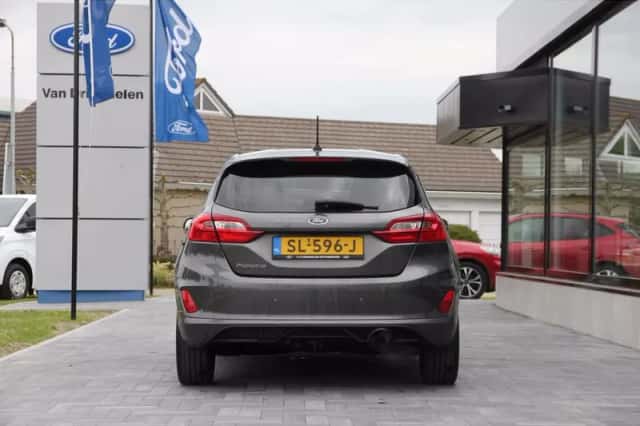 Ford Fiesta (2018) thumbnail 5