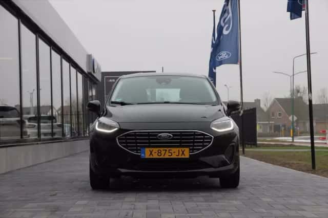 Ford Fiesta (2023) thumbnail 2