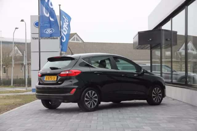 Ford Fiesta (2023) thumbnail 4