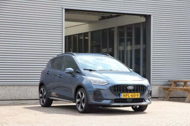 Ford Fiesta (2023) thumbnail 4