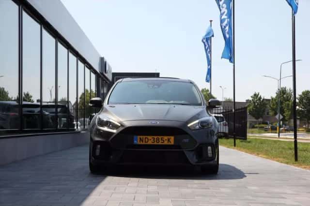 Ford Focus (2017) thumbnail 2