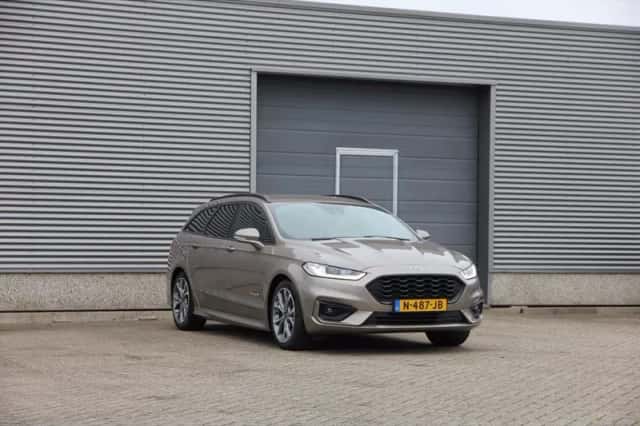 Ford Mondeo (2020) thumbnail 3