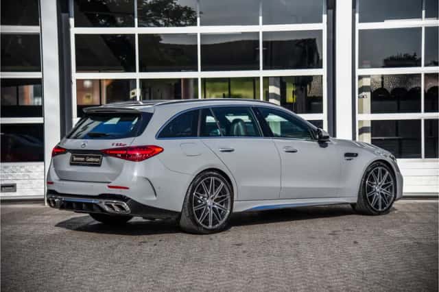 Mercedes-Benz C-Klasse (2024) thumbnail 4