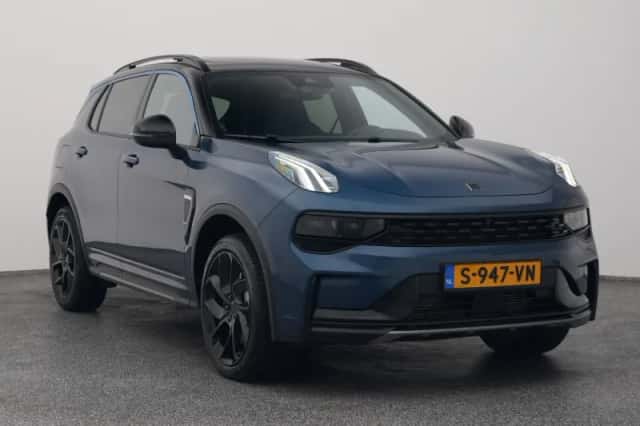 Lynk & Co 01 (2023) thumbnail 2