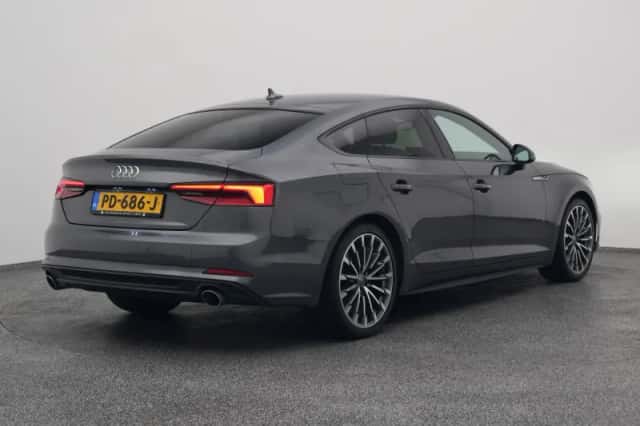 Audi A5 (2017) thumbnail 6