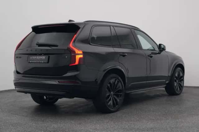 Volvo XC90 (2026) thumbnail 6