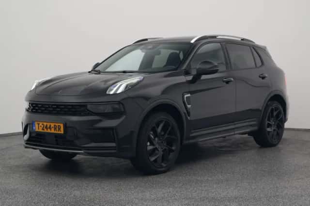 Lynk & Co 01 (2023) thumbnail 1