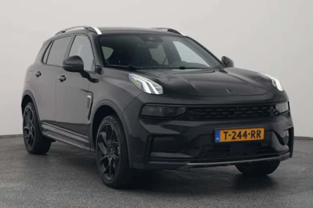 Lynk & Co 01 (2023) thumbnail 2