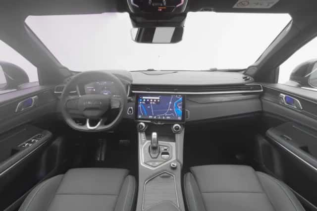 Lynk & Co 01 (2024) thumbnail 3