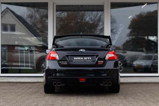 Subaru WRX STI (2015) thumbnail 5