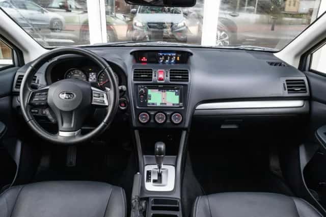 Subaru XV (2013) thumbnail 3