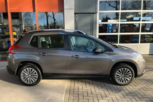 Peugeot 2008 (2014) thumbnail 2