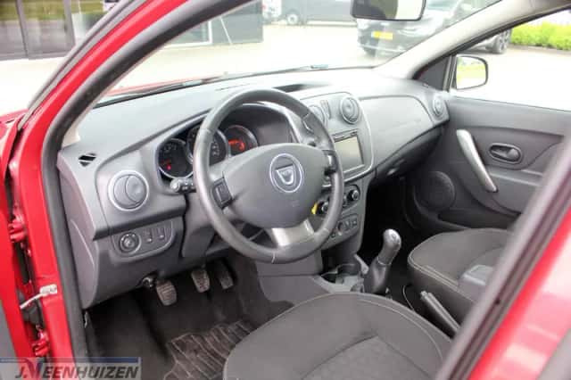 Dacia Logan MCV (2015) thumbnail 3
