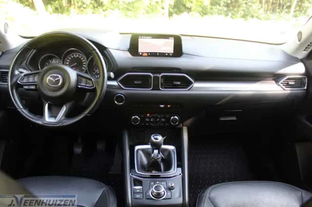 Mazda CX-5 (2017) thumbnail 3