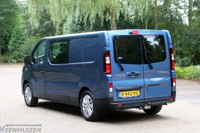 Renault Trafic (2018) thumbnail 2
