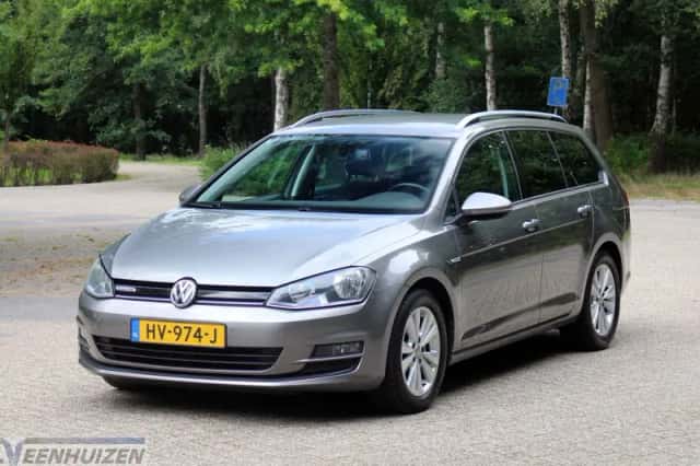 Volkswagen Golf (2016) thumbnail 5