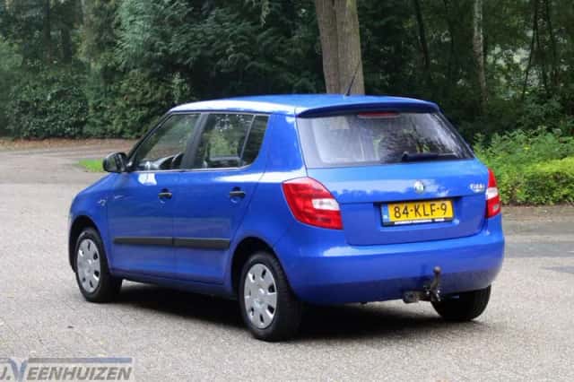 Škoda Fabia (2010) thumbnail 2