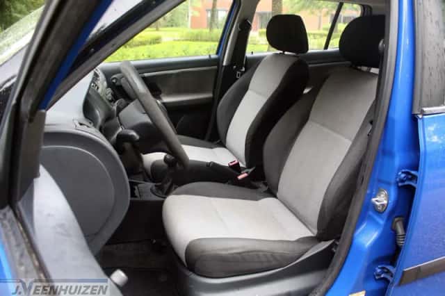 Škoda Fabia (2010) thumbnail 4