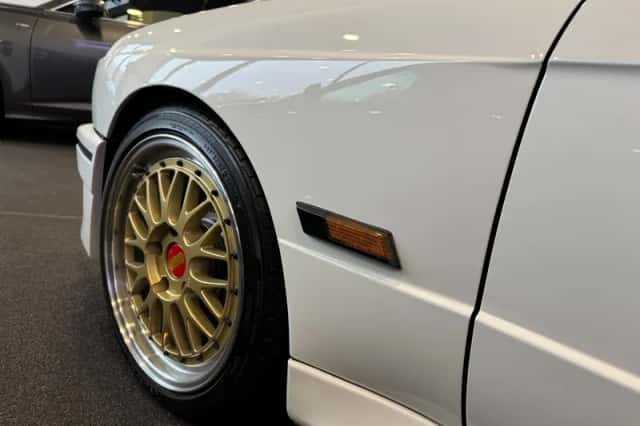 BMW M3 (1989) thumbnail 6