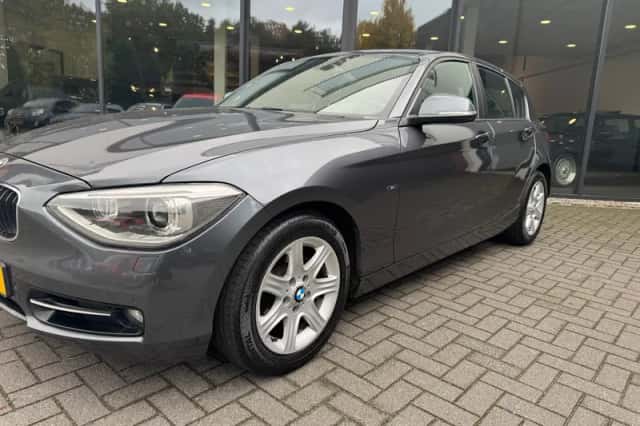 BMW 1-Serie (2013) thumbnail 2