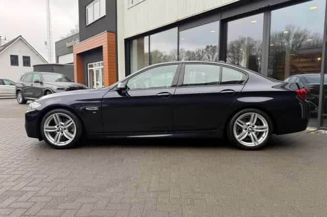 BMW 5-Serie (2015) thumbnail 3