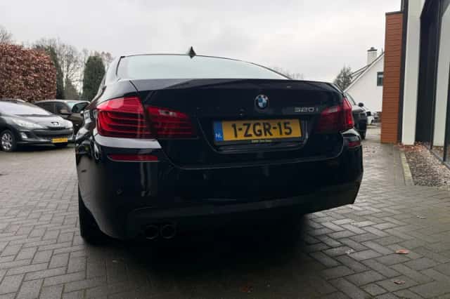 BMW 5-Serie (2015) thumbnail 5
