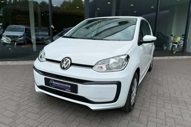 Volkswagen Up! (2021) thumbnail 3