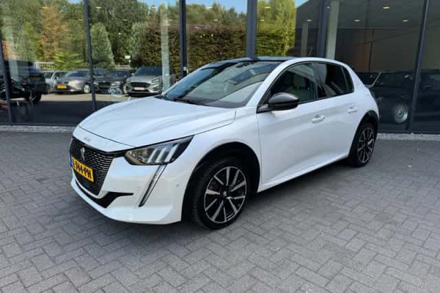 Peugeot 208 (2021) thumbnail 1